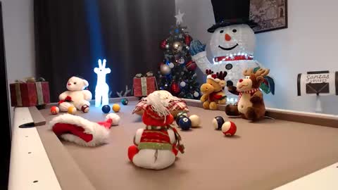 Snapshot of happyopencouple chatting on 12/21/25, 03:41 Daiana Jack online show from 12/21/25, 03:41