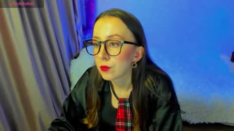 Stephanie online show from 01/18/26, 04:55