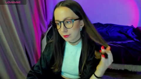 Stephanie online show from 02/25/26, 10:08