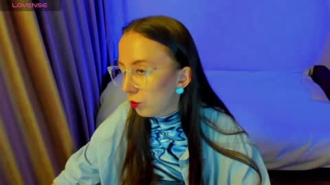 Stephanie online show from 04/15/26, 07:58