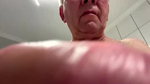 Snapshot of harald1234 chatting on 10/05/25, 07:28 harald1234 online show from 10/05/25, 07:28