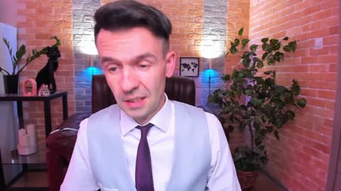 Steve online show from 02/03/25, 02:45