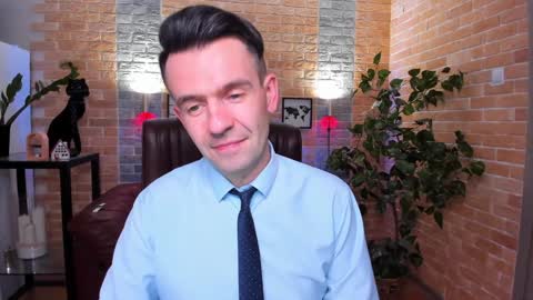 Steve online show from 02/05/25, 01:44