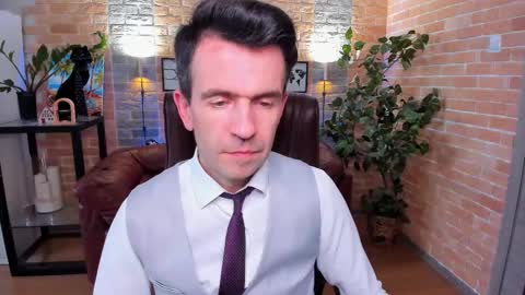 Steve online show from 03/11/25, 01:34