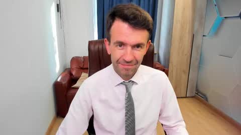 Steve online show from 09/21/25, 12:18