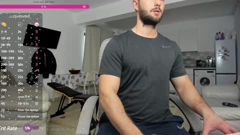 Snapshot of hard_chriss chatting on 12/30/24, 07:59 Hard Cock online show from 12/30/24, 07:59