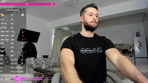 Snapshot of hard_chriss chatting on 02/06/25, 09:22 Hard Cock online show from 02/06/25, 09:22