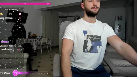 Snapshot of hard_chriss chatting on 03/02/25, 05:33 Hard Cock online show from 03/02/25, 05:33