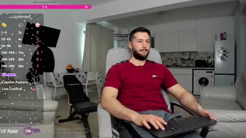 Snapshot of hard_chriss chatting on 03/09/25, 08:18 Hard Cock online show from 03/09/25, 08:18