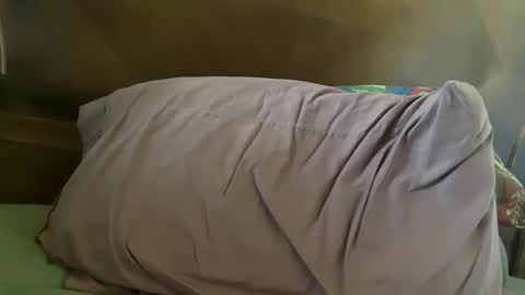 Snapshot of hard_t00l_84 chatting on 04/27/26, 06:39 hard_t00l_84 online show from 04/27/26, 06:39