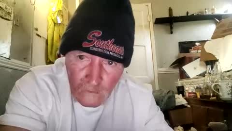 Snapshot of hardalt chatting on 10/26/25, 03:18 hardalt online show from 10/26/25, 03:18