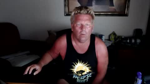 Snapshot of hardblondcouplehawaii chatting on 03/23/26, 07:23 Steele and Cassie online show from 03/23/26, 07:23