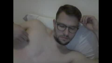 hardboylovemilfmoom online show from 05/21/26, 09:11