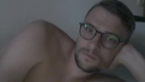 Snapshot of hardboylovemilfmoom chatting on 07/15/26, 06:02 hardboylovemilfmoom online show from 07/15/26, 06:02