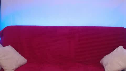 Emily online show from 11/06/25, 10:54