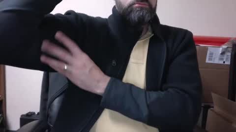 Snapshot of hardcoremike35 chatting on 09/28/25, 12:10 HcoreMike online show from 09/28/25, 12:10