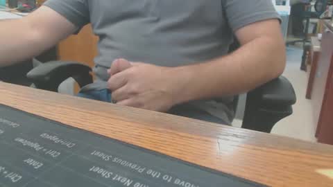 hardcumcan online show from 09/18/25, 09:28