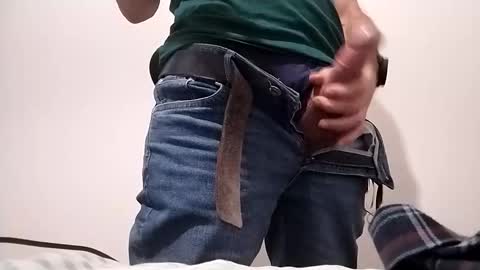 Snapshot of hardcumpleasure chatting on 05/20/26, 02:45 hardcumpleasure online show from 05/20/26, 02:45
