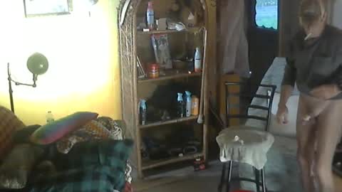 john nobles online show from 10/31/25, 09:27