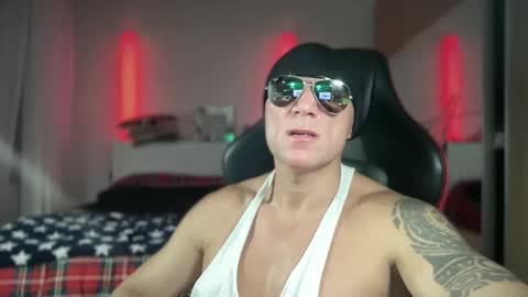 Snapshot of hardmattsteel chatting on 12/14/24, 03:40 MATTSTEEL - ITALIAN STALLION online show from 12/14/24, 03:40