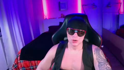 Snapshot of hardmattsteel chatting on 03/07/25, 11:27 MATTSTEEL - ITALIAN STALLION online show from 03/07/25, 11:27