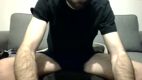 Mika online show from 03/04/25, 11:43