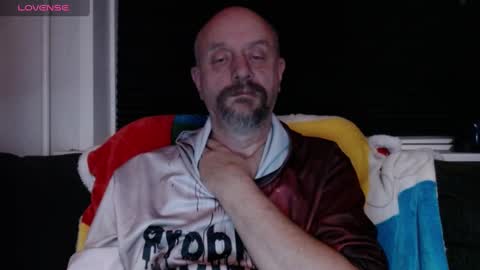 Snapshot of hardmrlazy chatting on 12/14/24, 04:09 MrLazy online show from 12/14/24, 04:09