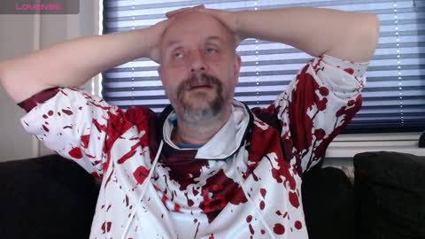 Snapshot of hardmrlazy chatting on 12/24/24, 12:44 MrLazy online show from 12/24/24, 12:44