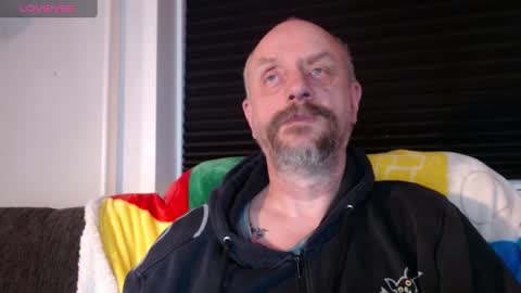 Snapshot of hardmrlazy chatting on 12/29/24, 06:27 MrLazy online show from 12/29/24, 06:27