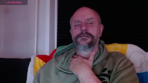 Snapshot of hardmrlazy chatting on 12/30/24, 07:11 MrLazy online show from 12/30/24, 07:11