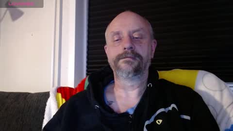 Snapshot of hardmrlazy chatting on 12/31/24, 06:46 MrLazy online show from 12/31/24, 06:46