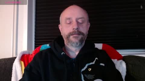 Snapshot of hardmrlazy chatting on 01/02/25, 06:01 MrLazy online show from 01/02/25, 06:01
