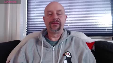 Snapshot of hardmrlazy chatting on 01/07/25, 12:41 MrLazy online show from 01/07/25, 12:41
