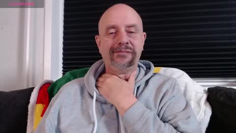 Snapshot of hardmrlazy chatting on 01/07/25, 06:35 MrLazy online show from 01/07/25, 06:35