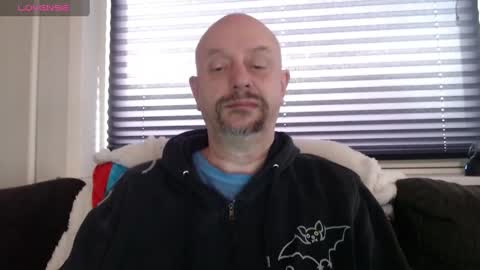 Snapshot of hardmrlazy chatting on 01/10/25, 09:13 MrLazy online show from 01/10/25, 09:13