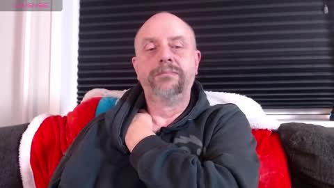Snapshot of hardmrlazy chatting on 01/20/25, 07:04 MrLazy online show from 01/20/25, 07:04