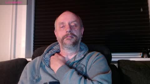 Snapshot of hardmrlazy chatting on 03/02/25, 06:40 MrLazy online show from 03/02/25, 06:40