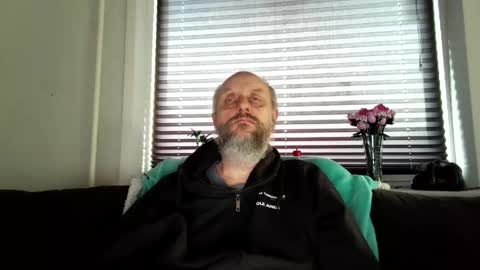 Snapshot of hardmrlazy chatting on 03/28/26, 04:39 MrLazy online show from 03/28/26, 04:39