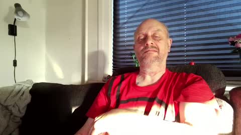Snapshot of hardmrlazy chatting on 05/25/26, 06:36 MrLazy online show from 05/25/26, 06:36