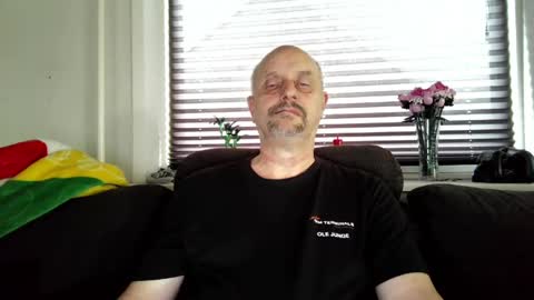 Snapshot of hardmrlazy chatting on 06/02/26, 04:20 MrLazy online show from 06/02/26, 04:20