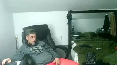 Hardnhorny4hottys online show from 12/06/24, 05:31