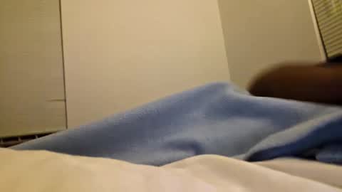 Snapshot of hardone00000 chatting on 11/14/25, 04:00 hardone00000 online show from 11/14/25, 04:00