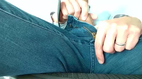 Snapshot of hardonshowoff chatting on 02/24/25, 09:41 Straight Exhibitionist All Welcome online show from 02/24/25, 09:41