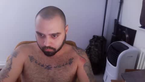 hardschwan online show from 02/18/26, 09:44