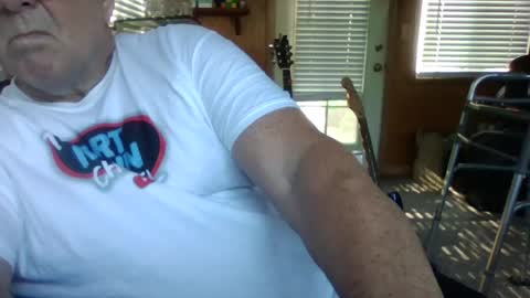 Snapshot of hardsweetandsticky chatting on 07/14/26, 04:13 HSS online show from 07/14/26, 04:13