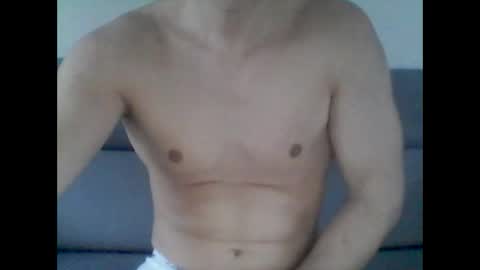 Snapshot of hardwanker75 chatting on 01/22/25, 08:51 hardwanker75 online show from 01/22/25, 08:51