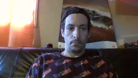 Snapshot of hardwoodqc chatting on 12/19/24, 06:01 hardwoodqc online show from 12/19/24, 06:01