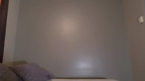 Snapshot of hardwoodqc chatting on 06/28/26, 03:12 hardwoodqc online show from 06/28/26, 03:12