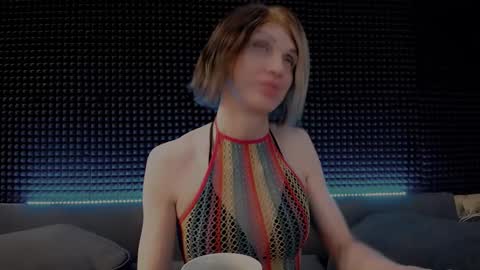 Miss Hardy online show from 03/25/26, 02:28