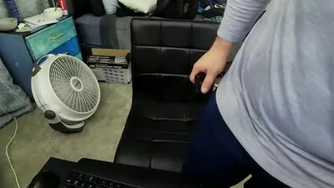 hardyhar702 online show from 11/16/25, 09:37